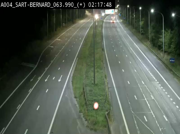 <h2>Webcam sur l'E411 à hauteur de la jonction avec la N4 à la sortie de Namur. Vue orientée vers Luxembourg</h2>