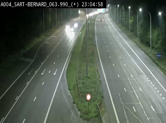 Webcam sur l'E411 à hauteur de la jonction avec la N4 à la sortie de Namur. Vue orientée vers Luxembourg