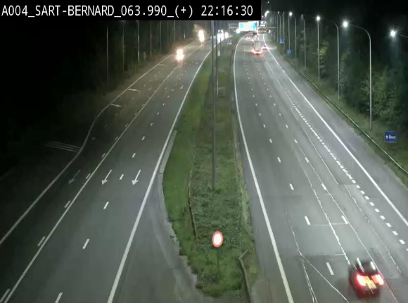 <h2>Webcam sur l'E411 à hauteur de la jonction avec la N4 à la sortie de Namur. Vue orientée vers Luxembourg</h2>