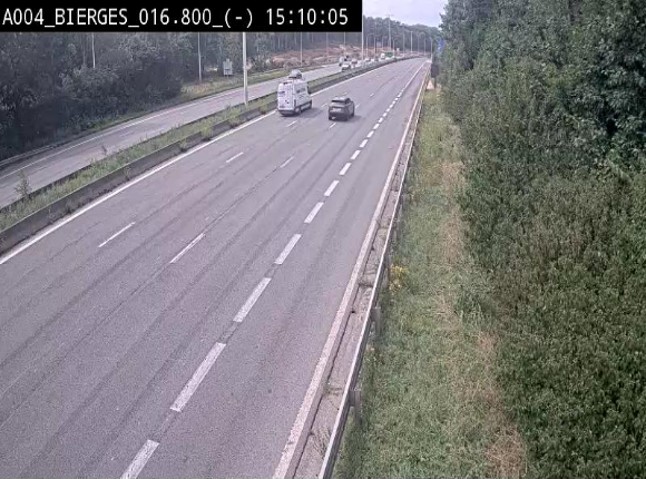 Webcam E411(A4) à Wavre, à hauteur de la sortie 5 Bierges. Vue orientée vers Bruxelles