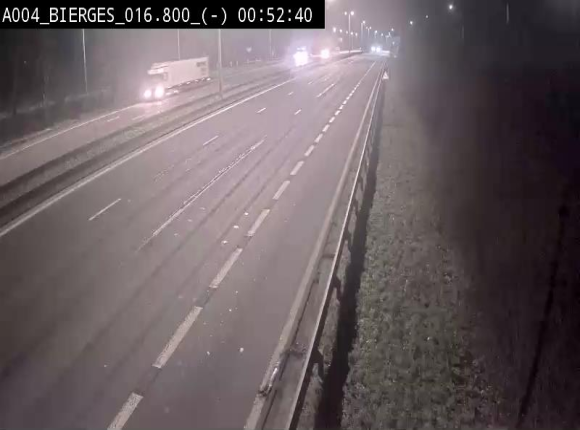 Webcam E411(A4) à Wavre, à hauteur de la sortie 5 Bierges. Vue orientée vers Bruxelles