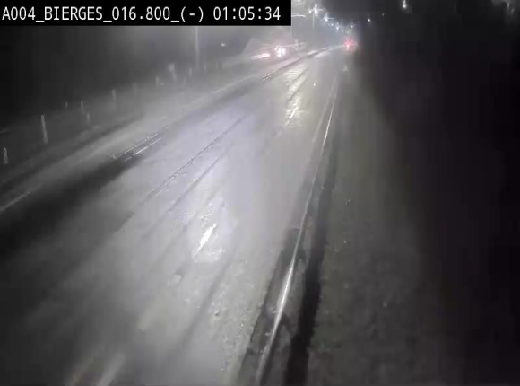 Webcam E411(A4) à Wavre, à hauteur de la sortie 5 Bierges. Vue orientée vers Bruxelles