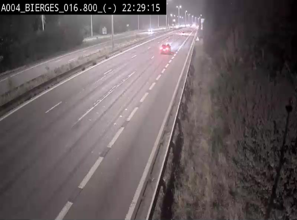 <h2>Webcam E411(A4) à Wavre, à hauteur de la sortie 5 Bierges. Vue orientée vers Bruxelles</h2>