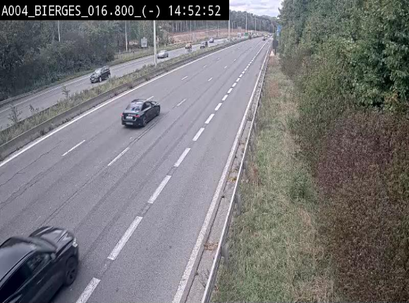 Webcam E411(A4) à Wavre, à hauteur de la sortie 5 Bierges. Vue orientée vers Bruxelles