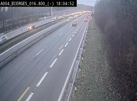 Webcam E411(A4) à Wavre, à hauteur de la sortie 5 Bierges. Vue orientée vers Bruxelles