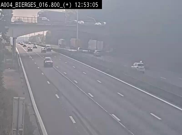 <h2>Webcam à Wavre, à hauteur de la sortie 5 Bierges. Vue orientée vers Namur</h2>