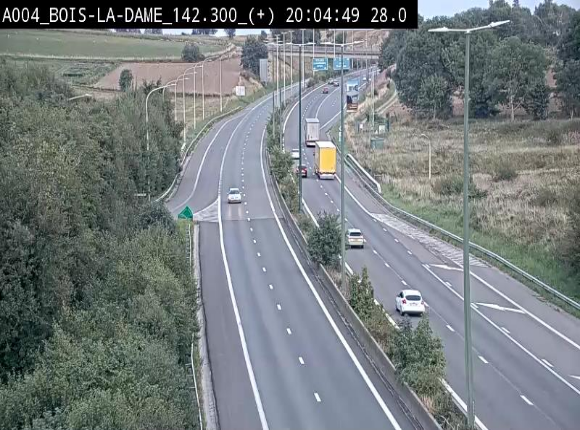 <h2>Webcam située entre la sortie 29 Neufchâteau et la jonction avec l'E25 en direction de Liège et Luxembourg</h2>
