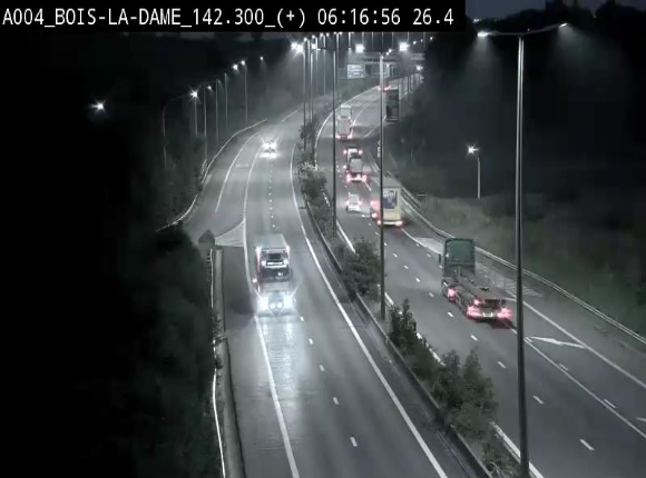 <h2>Webcam située entre la sortie 29 Neufchâteau et la jonction avec l'E25 en direction de Liège et Luxembourg</h2>