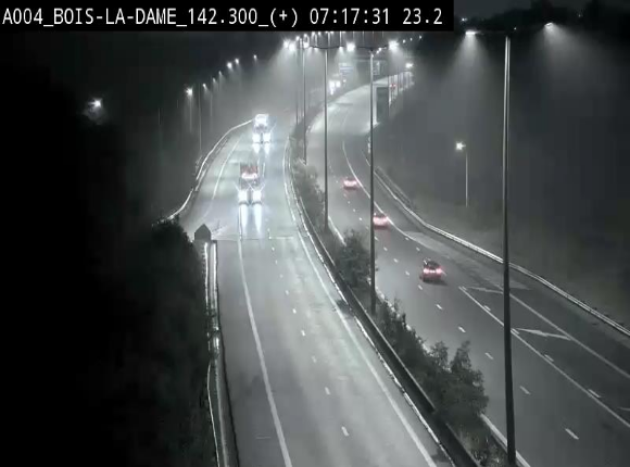 <h2>Webcam située entre la sortie 29 Neufchâteau et la jonction avec l'E25 en direction de Liège et Luxembourg</h2>
