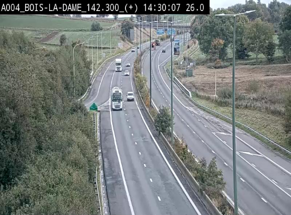<h2>Webcam située entre la sortie 29 Neufchâteau et la jonction avec l'E25 en direction de Liège et Luxembourg</h2>