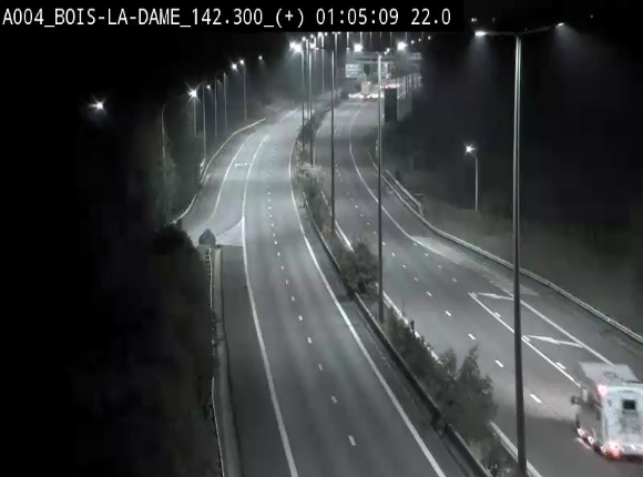 <h2>Webcam située entre la sortie 29 Neufchâteau et la jonction avec l'E25 en direction de Liège et Luxembourg</h2>