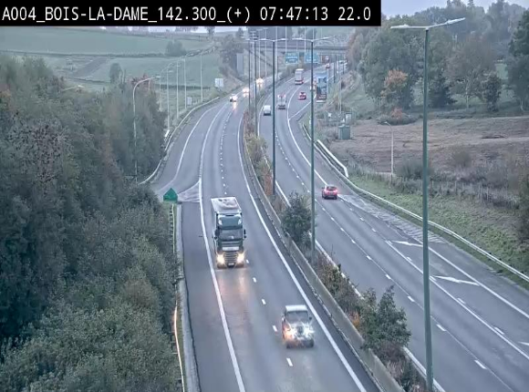 <h2>Webcam située entre la sortie 29 Neufchâteau et la jonction avec l'E25 en direction de Liège et Luxembourg</h2>