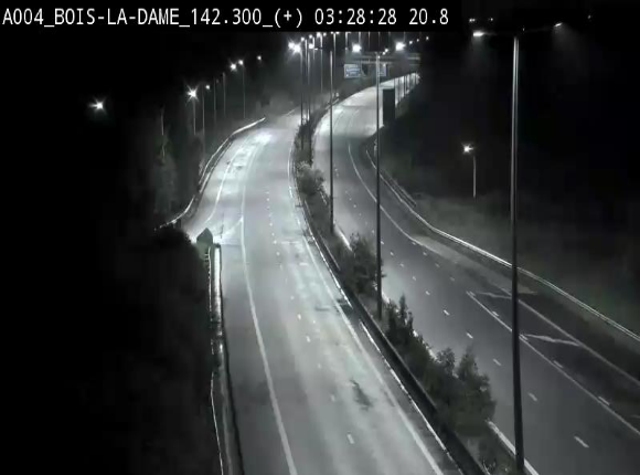<h2>Webcam située entre la sortie 29 Neufchâteau et la jonction avec l'E25 en direction de Liège et Luxembourg</h2>