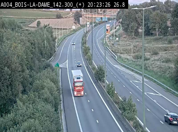<h2>Webcam située entre la sortie 29 Neufchâteau et la jonction avec l'E25 en direction de Liège et Luxembourg</h2>