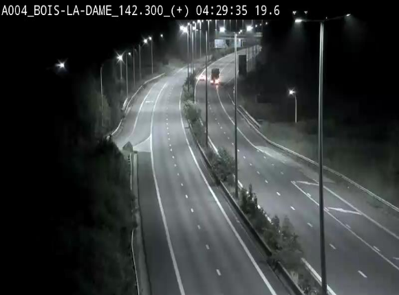<h2>Webcam située entre la sortie 29 Neufchâteau et la jonction avec l'E25 en direction de Liège et Luxembourg</h2>