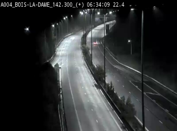 <h2>Webcam située entre la sortie 29 Neufchâteau et la jonction avec l'E25 en direction de Liège et Luxembourg</h2>