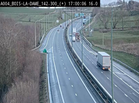 <h2>Webcam située entre la sortie 29 Neufchâteau et la jonction avec l'E25 en direction de Liège et Luxembourg</h2>