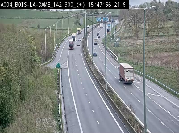Webcam située entre la sortie 29 Neufchâteau et la jonction avec l'E25 en direction de Liège et Luxembourg