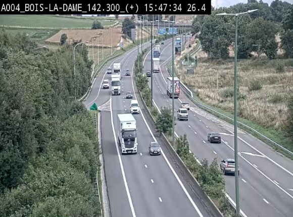 Webcam située entre la sortie 29 Neufchâteau et la jonction avec l'E25 en direction de Liège et Luxembourg