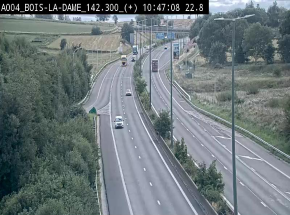Webcam située entre la sortie 29 Neufchâteau et la jonction avec l'E25 en direction de Liège et Luxembourg