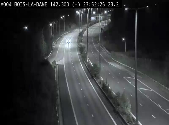 <h2>Webcam située entre la sortie 29 Neufchâteau et la jonction avec l'E25 en direction de Liège et Luxembourg</h2>