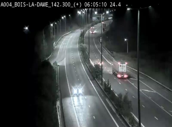 <h2>Webcam située entre la sortie 29 Neufchâteau et la jonction avec l'E25 en direction de Liège et Luxembourg</h2>