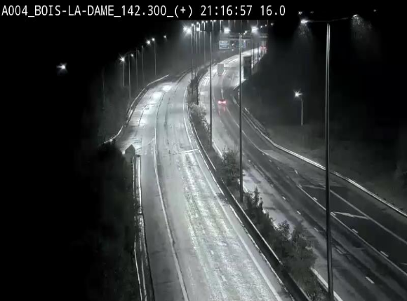 <h2>Webcam située entre la sortie 29 Neufchâteau et la jonction avec l'E25 en direction de Liège et Luxembourg</h2>