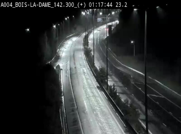 <h2>Webcam située entre la sortie 29 Neufchâteau et la jonction avec l'E25 en direction de Liège et Luxembourg</h2>