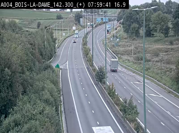 <h2>Webcam située entre la sortie 29 Neufchâteau et la jonction avec l'E25 en direction de Liège et Luxembourg</h2>