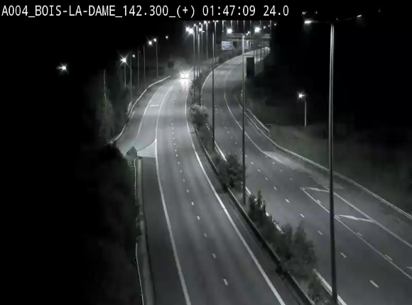 <h2>Webcam située entre la sortie 29 Neufchâteau et la jonction avec l'E25 en direction de Liège et Luxembourg</h2>
