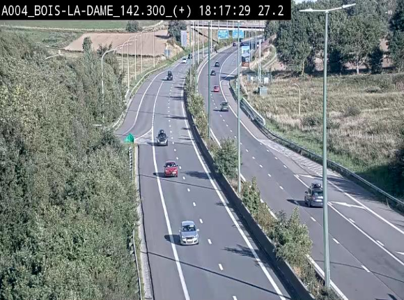<h2>Webcam située entre la sortie 29 Neufchâteau et la jonction avec l'E25 en direction de Liège et Luxembourg</h2>