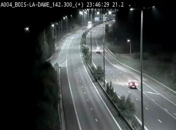 <h2>Webcam située entre la sortie 29 Neufchâteau et la jonction avec l'E25 en direction de Liège et Luxembourg</h2>