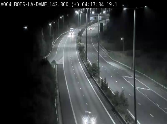 <h2>Webcam située entre la sortie 29 Neufchâteau et la jonction avec l'E25 en direction de Liège et Luxembourg</h2>