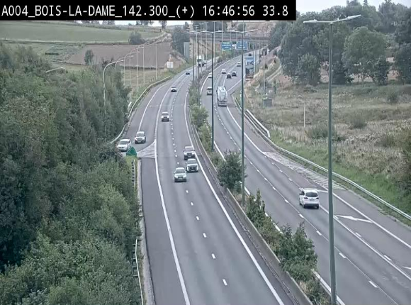 <h2>Webcam située entre la sortie 29 Neufchâteau et la jonction avec l'E25 en direction de Liège et Luxembourg</h2>