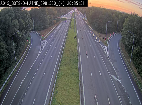 <h2>Webcam autoroute Belgique - Bois d'Haine - E42 - BK 98.6</h2>