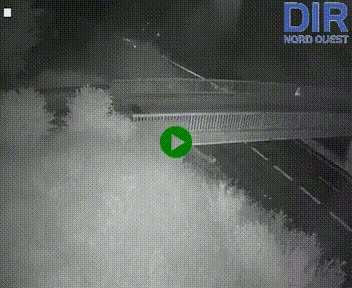 Webcam sur A84 à hauteur de Pont-Farcy, au niveau du pont autoroutier sur la Vire, au sud de Saint-Lô