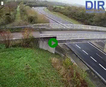 Webcam sur A84 à hauteur de Pont-Farcy, au niveau du pont autoroutier sur la Vire, au sud de Saint-Lô