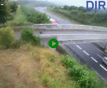Webcam sur A84 à hauteur de Pont-Farcy, au niveau du pont autoroutier sur la Vire, au sud de Saint-Lô