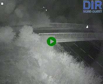 Webcam sur A84 à hauteur de Pont-Farcy, au niveau du pont autoroutier sur la Vire, au sud de Saint-Lô