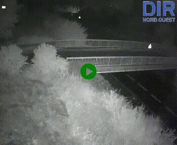 Webcam sur A84 à hauteur de Pont-Farcy, au niveau du pont autoroutier sur la Vire, au sud de Saint-Lô