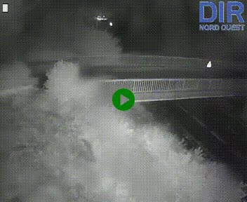 Webcam sur A84 à hauteur de Pont-Farcy, au niveau du pont autoroutier sur la Vire, au sud de Saint-Lô