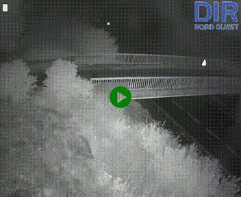 Webcam sur A84 à hauteur de Pont-Farcy, au niveau du pont autoroutier sur la Vire, au sud de Saint-Lô