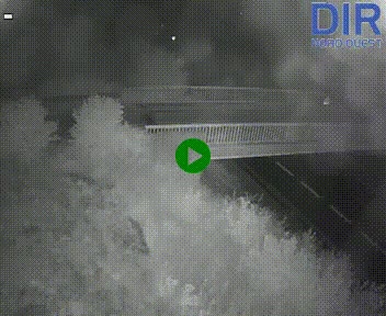 Webcam sur A84 à hauteur de Pont-Farcy, au niveau du pont autoroutier sur la Vire, au sud de Saint-Lô