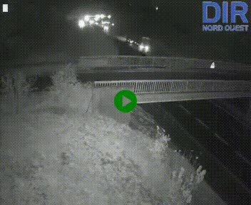 Webcam sur A84 à hauteur de Pont-Farcy, au niveau du pont autoroutier sur la Vire, au sud de Saint-Lô