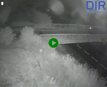Webcam sur A84 à hauteur de Pont-Farcy, au niveau du pont autoroutier sur la Vire, au sud de Saint-Lô