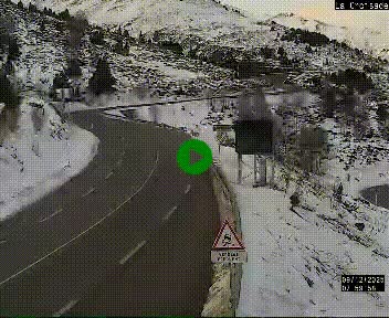 <h2>Webcam au carrefour de la croisade, à la jonction entre la N22 et la N320, avant le poste de douane franco-andorrane. Webcam à 1790 mètres d'altitude</h2>