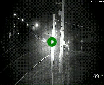 Webcam au carrefour de la croisade, à la jonction entre la N22 et la N320, avant le poste de douane franco-andorrane. Webcam à 1790 mètres d'altitude