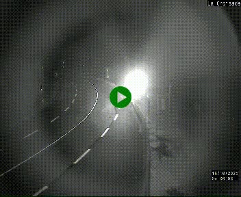 <h2>Webcam au carrefour de la croisade, à la jonction entre la N22 et la N320, avant le poste de douane franco-andorrane. Webcam à 1790 mètres d'altitude</h2>