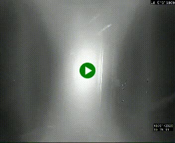 <h2>Webcam au carrefour de la croisade, à la jonction entre la N22 et la N320, avant le poste de douane franco-andorrane. Webcam à 1790 mètres d'altitude</h2>