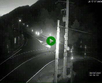 Webcam au carrefour de la croisade, à la jonction entre la N22 et la N320, avant le poste de douane franco-andorrane. Webcam à 1790 mètres d'altitude